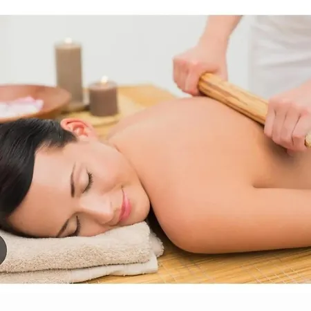 Апартаменты Corniola Wellness & *